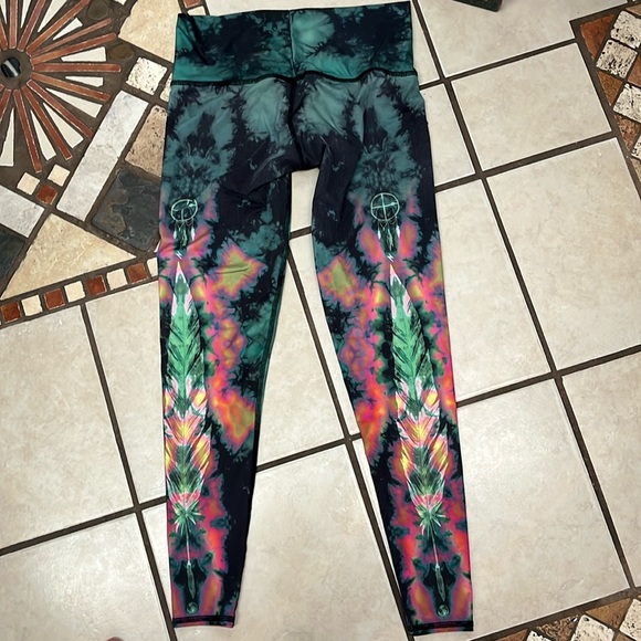 teeki Pants - TEEKI Rare Eagle Feather leggings size M 🦅 🪶 💚
